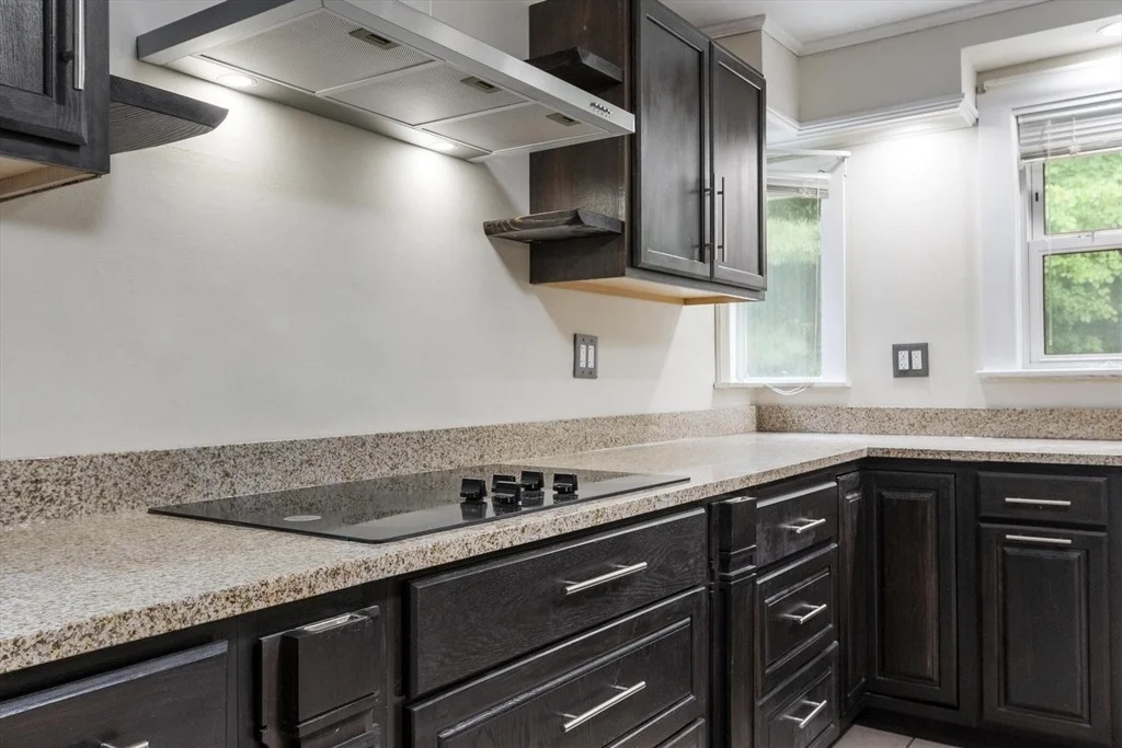 Photo of 101 Starrett Ave