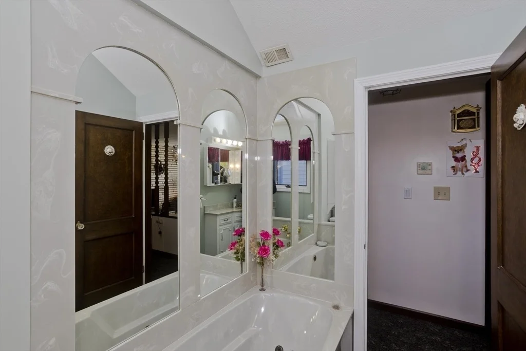Photo of 288 Morgan Rd
