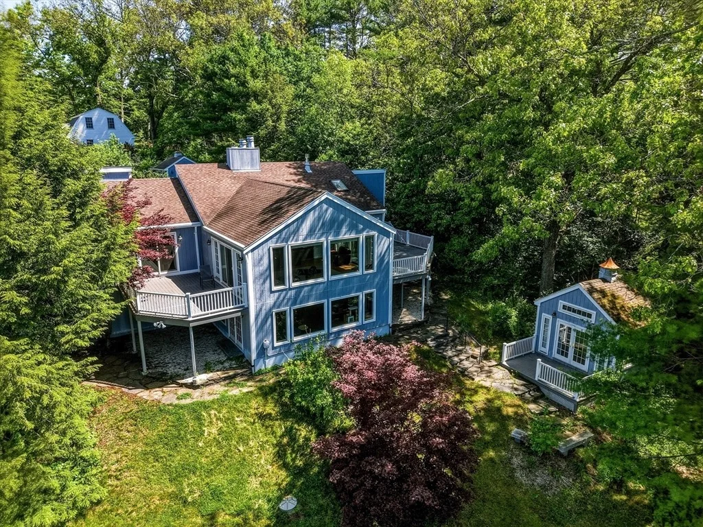 Photo of 10 Cortland Dr