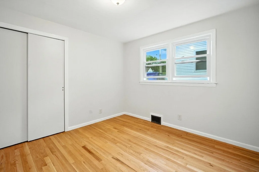 Photo of 32 Pine Hill Road