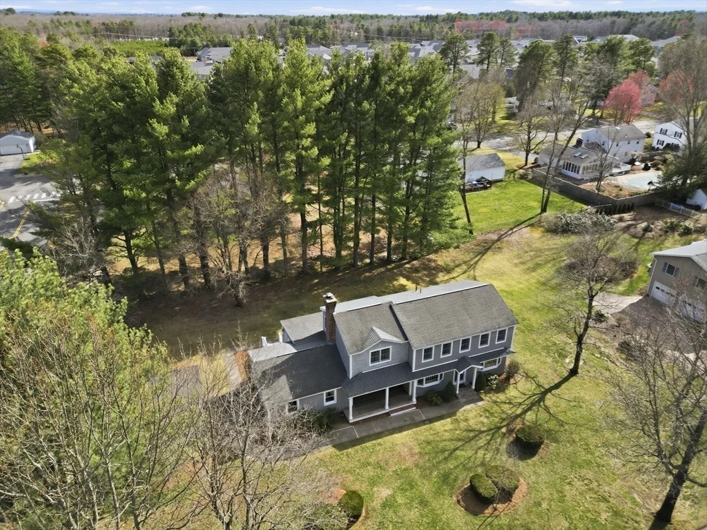 Photo of 9 Metacomet Road