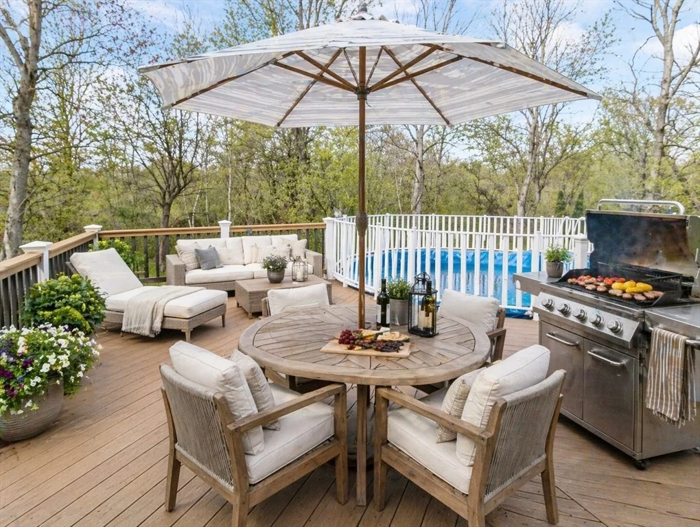 Photo of 15 Riverside Dr