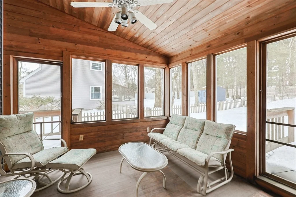 Photo of 18 Sherborne Cir