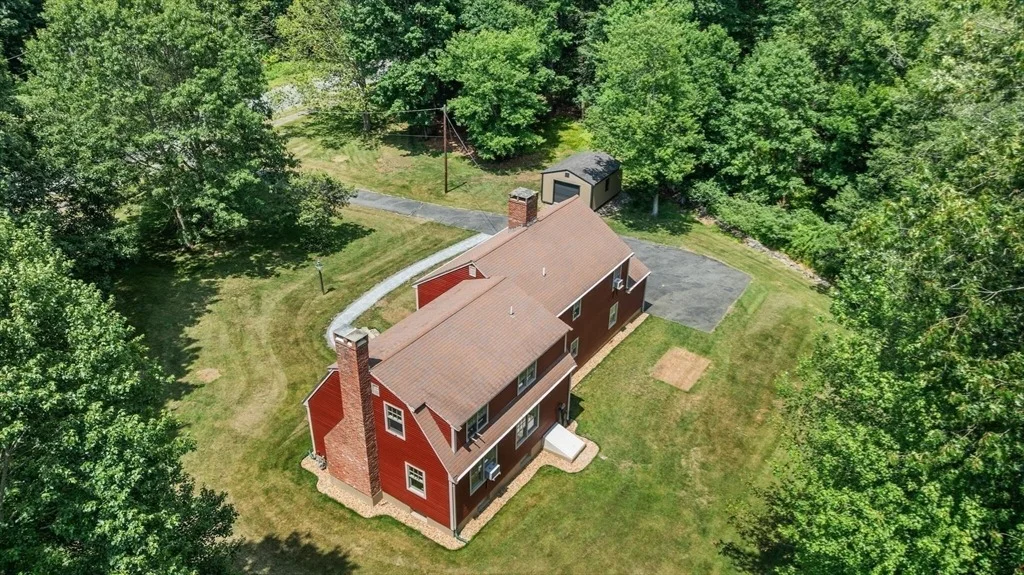 Photo of 35 Willowdale