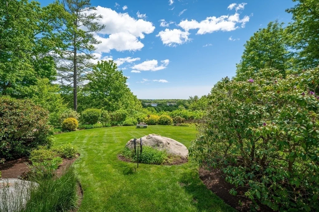 Photo of 13 Hickory Hill Road