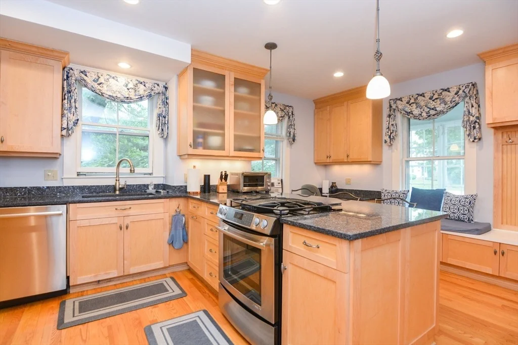 Photo of 37 Pemberton Rd