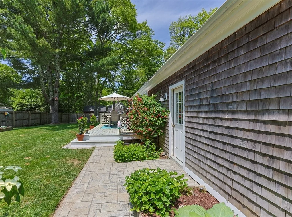 Photo of 111 Richardson Rd