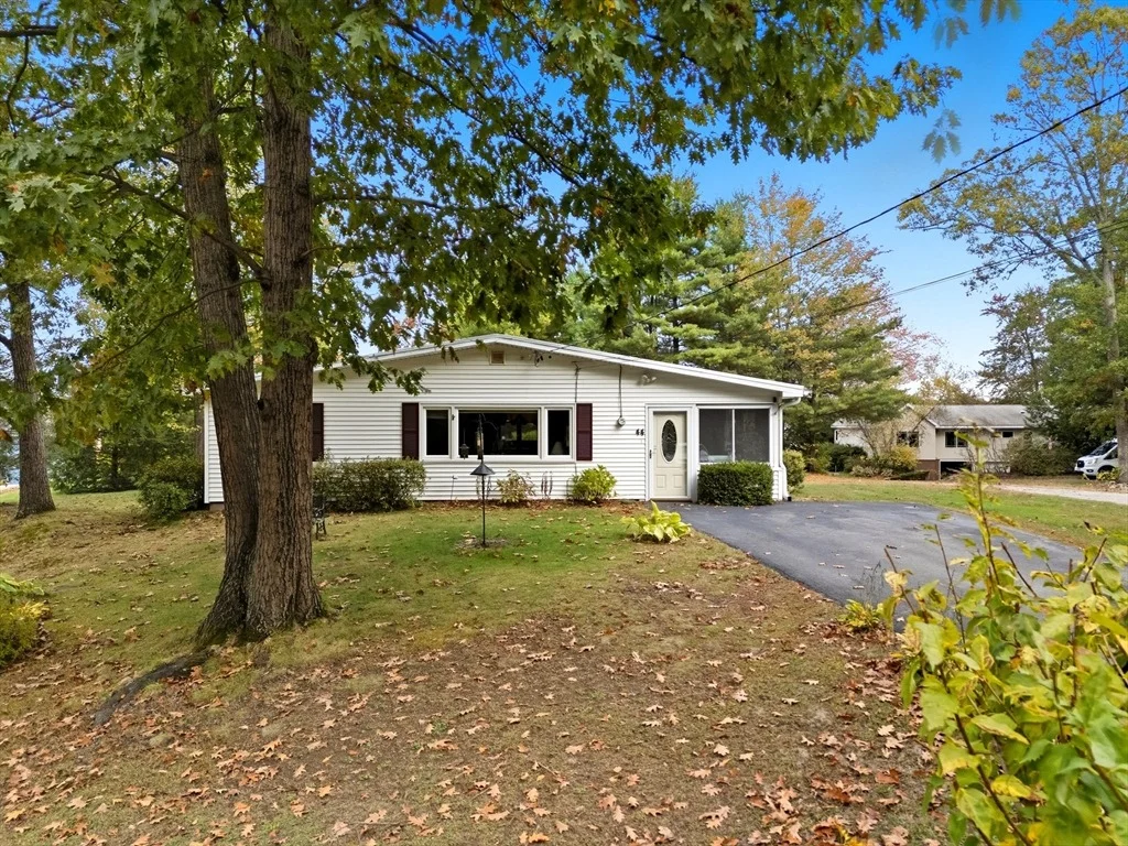 Photo of 44 Hemlock Drive