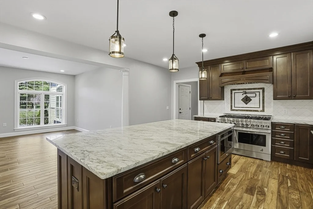 Photo of 11 Fairway Dr