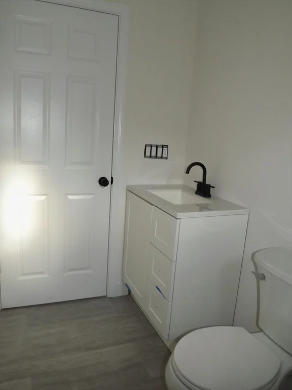 Photo of 4 W Dudley Rd