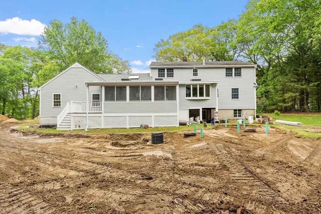 Photo of 254 Taylor Rd