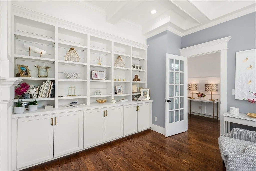 Photo of 33 Hickory Rd
