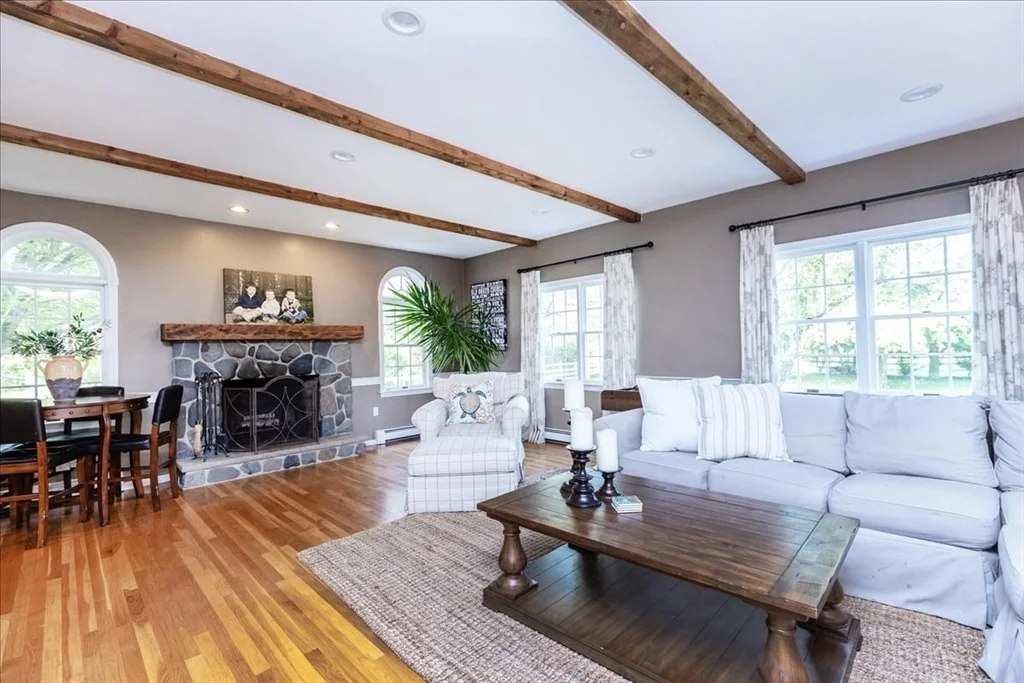 Photo of 8 Millbrook Lane