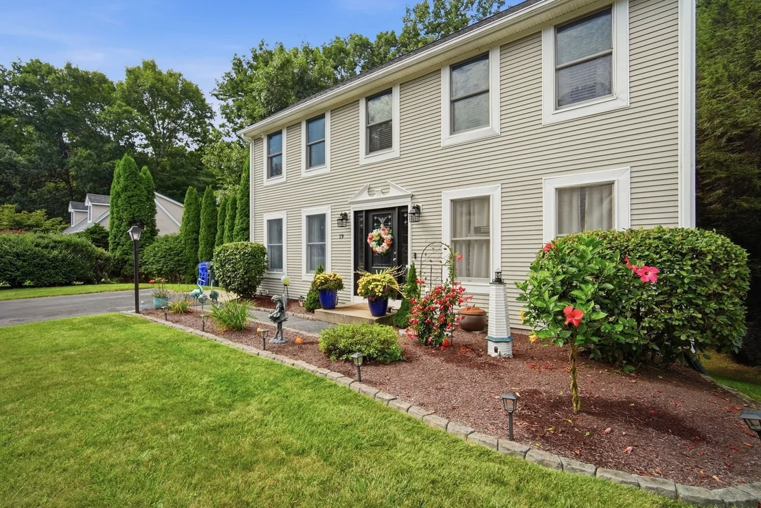 Photo of 19 Stephanie Cir