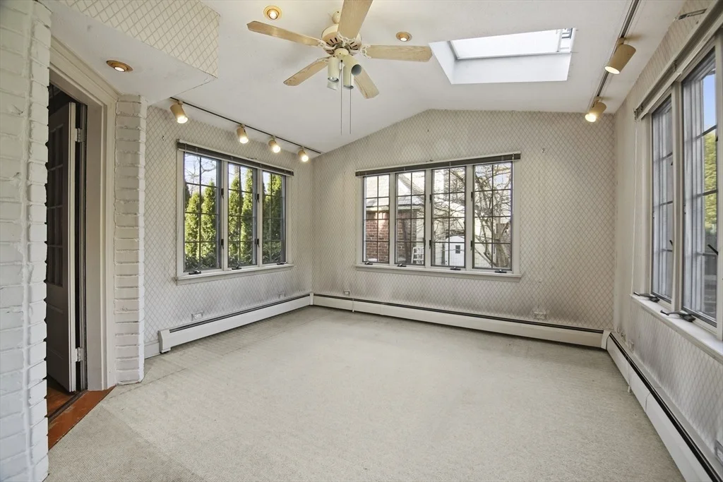 Photo of 116 Pleasantview Avenue