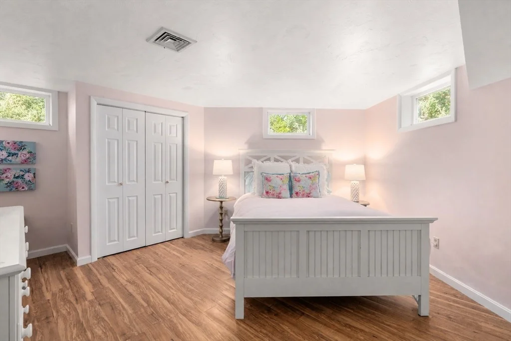 Photo of 26 Driftwood Cir
