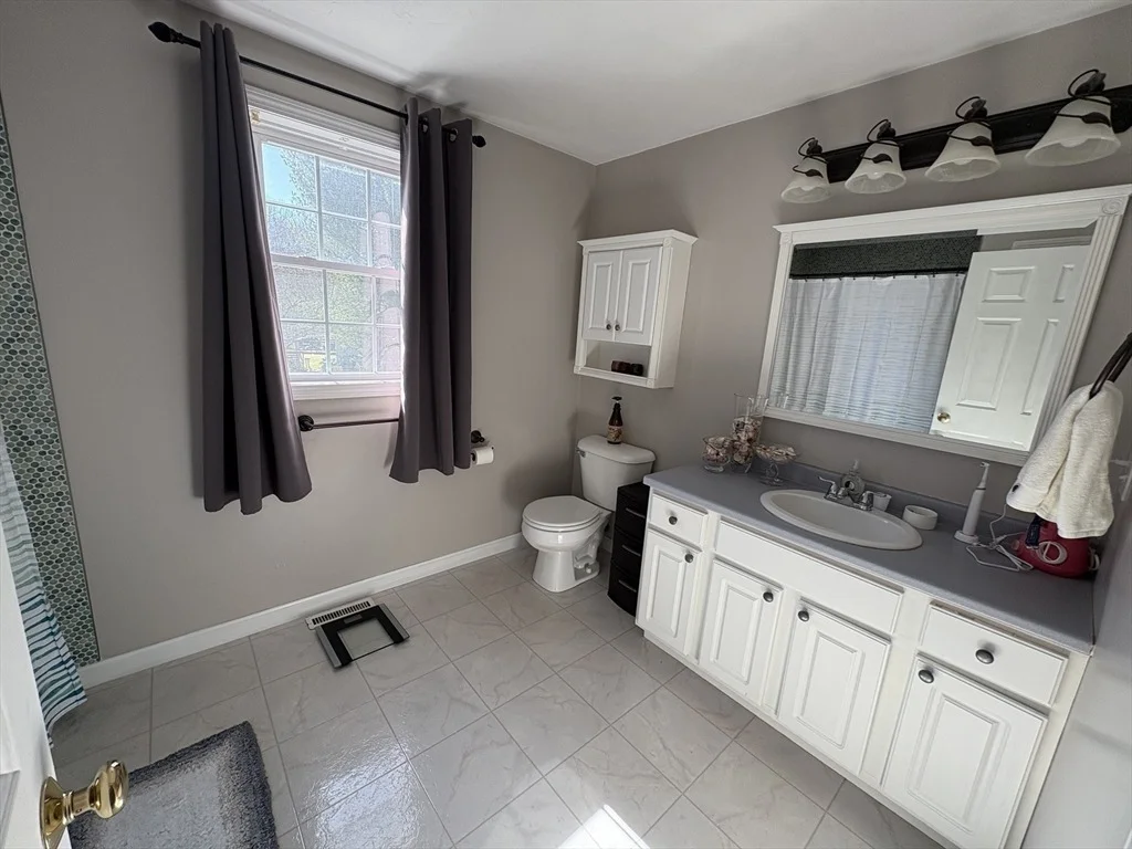 Photo of 42 Deertrack Drive