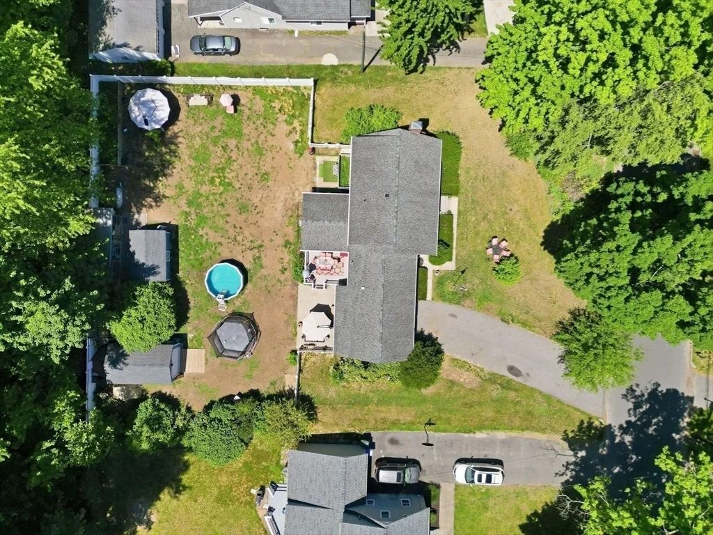 Photo of 64 Senator St