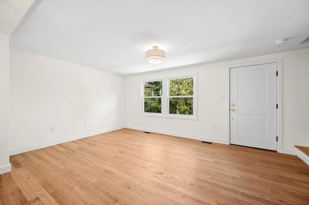 Photo of 30 Collins Rd