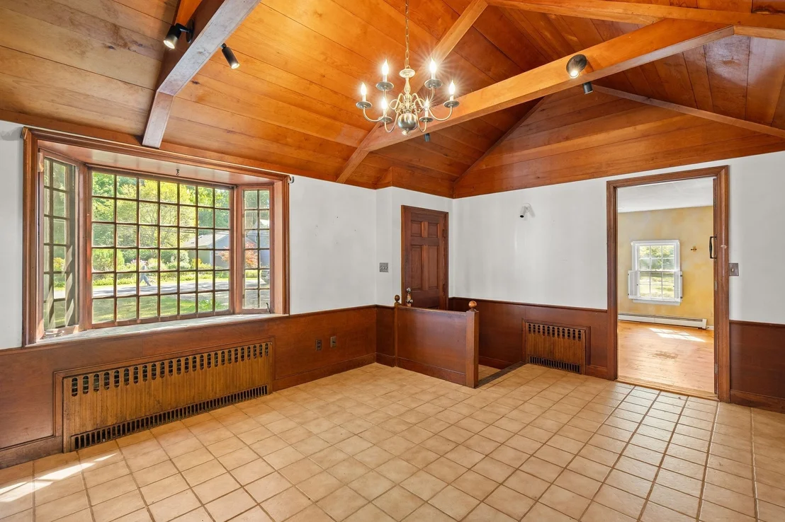Photo of 13 Whitcomb Ave