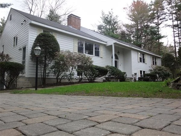 Photo of 161 Winding River Rd