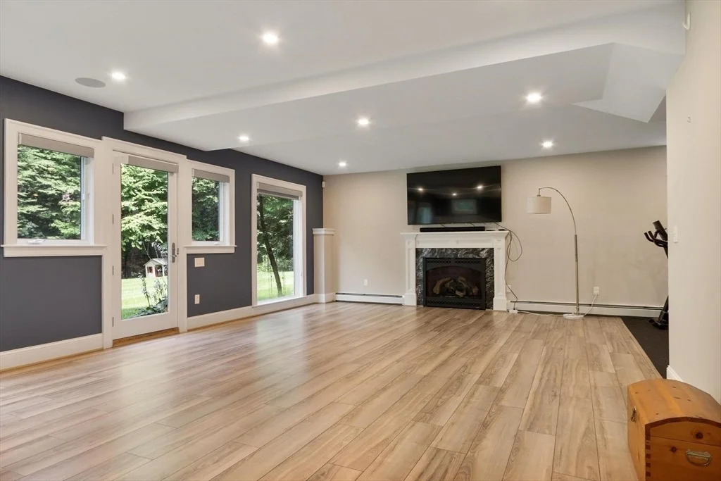 Photo of 61 Whitney Road