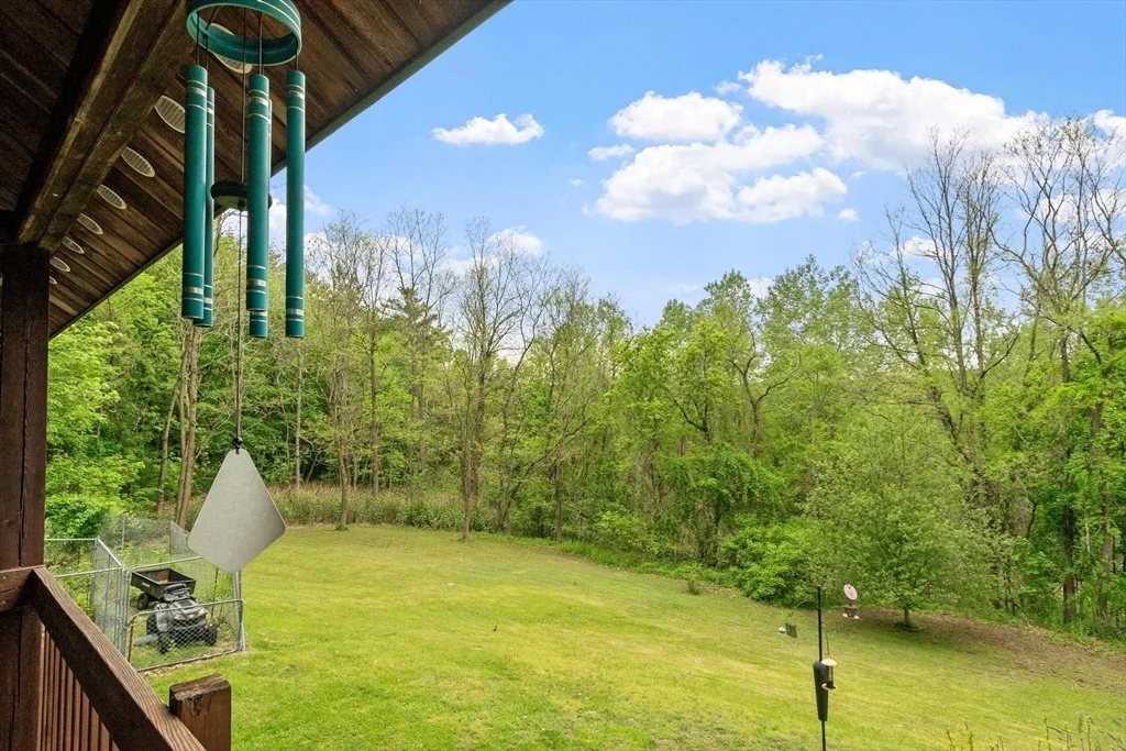 Photo of 90 Appleton Cir
