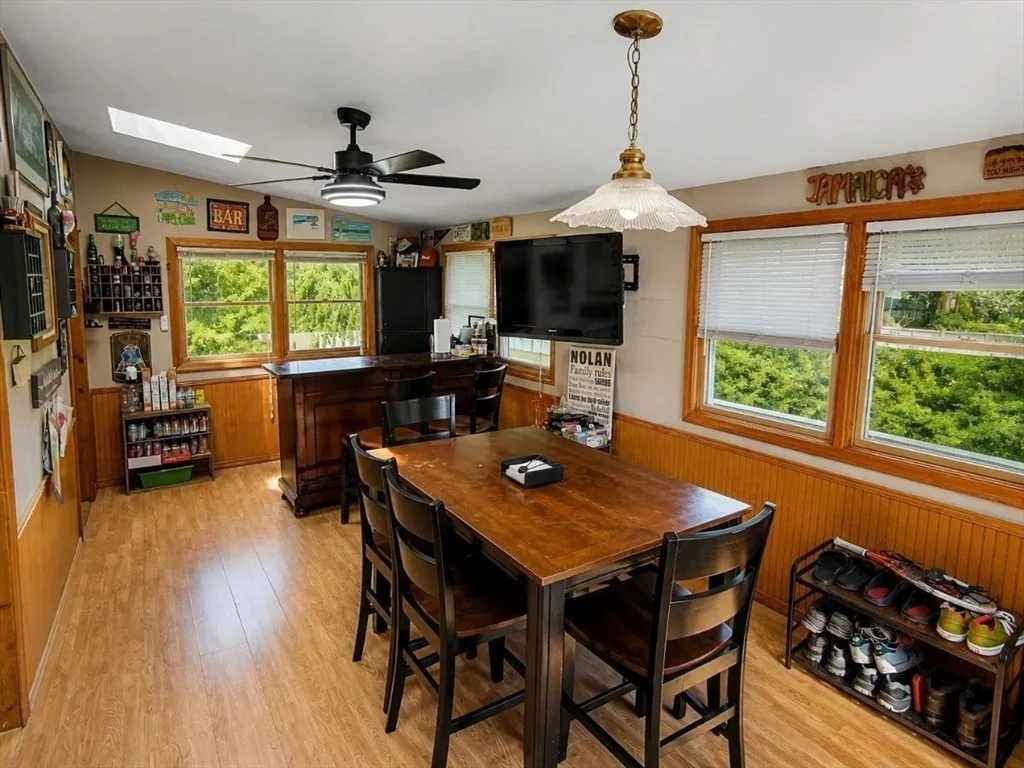 Photo of 15 Pine Tree Dr