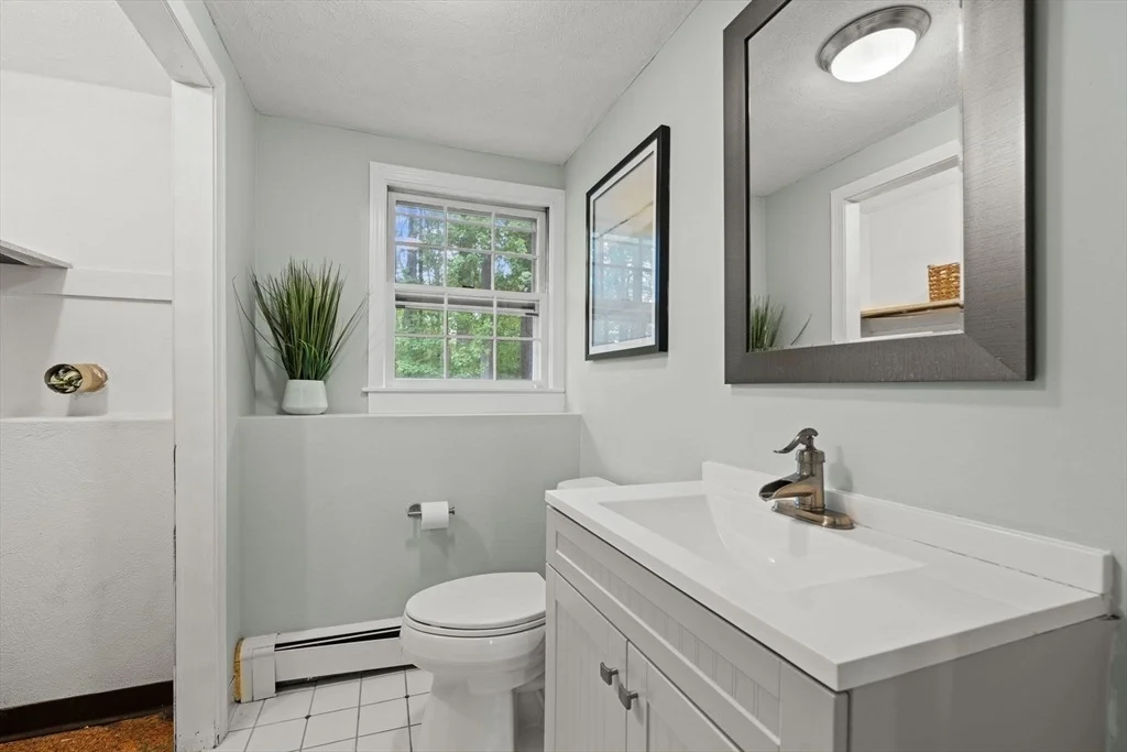 Photo of 5 Ivanhoe Dr.