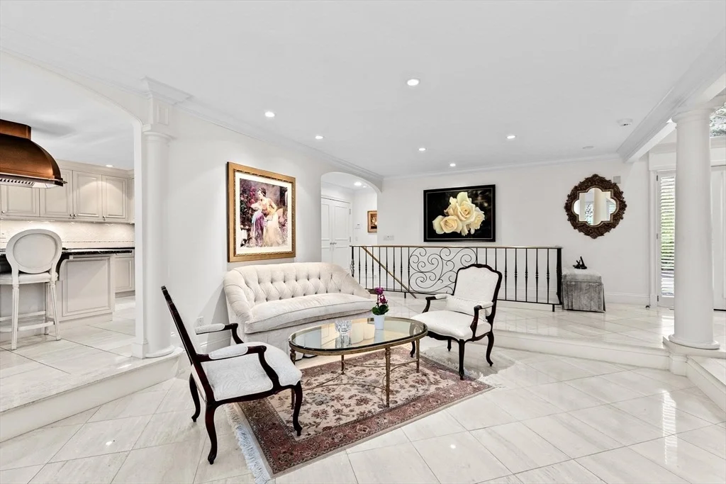 Photo of 25 Laurus Ln