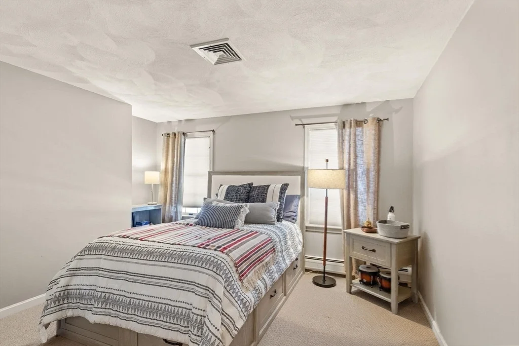 Photo of 30 Underhill