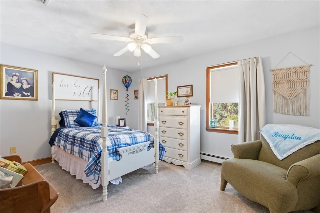 Photo of 194 Sanborn Lane