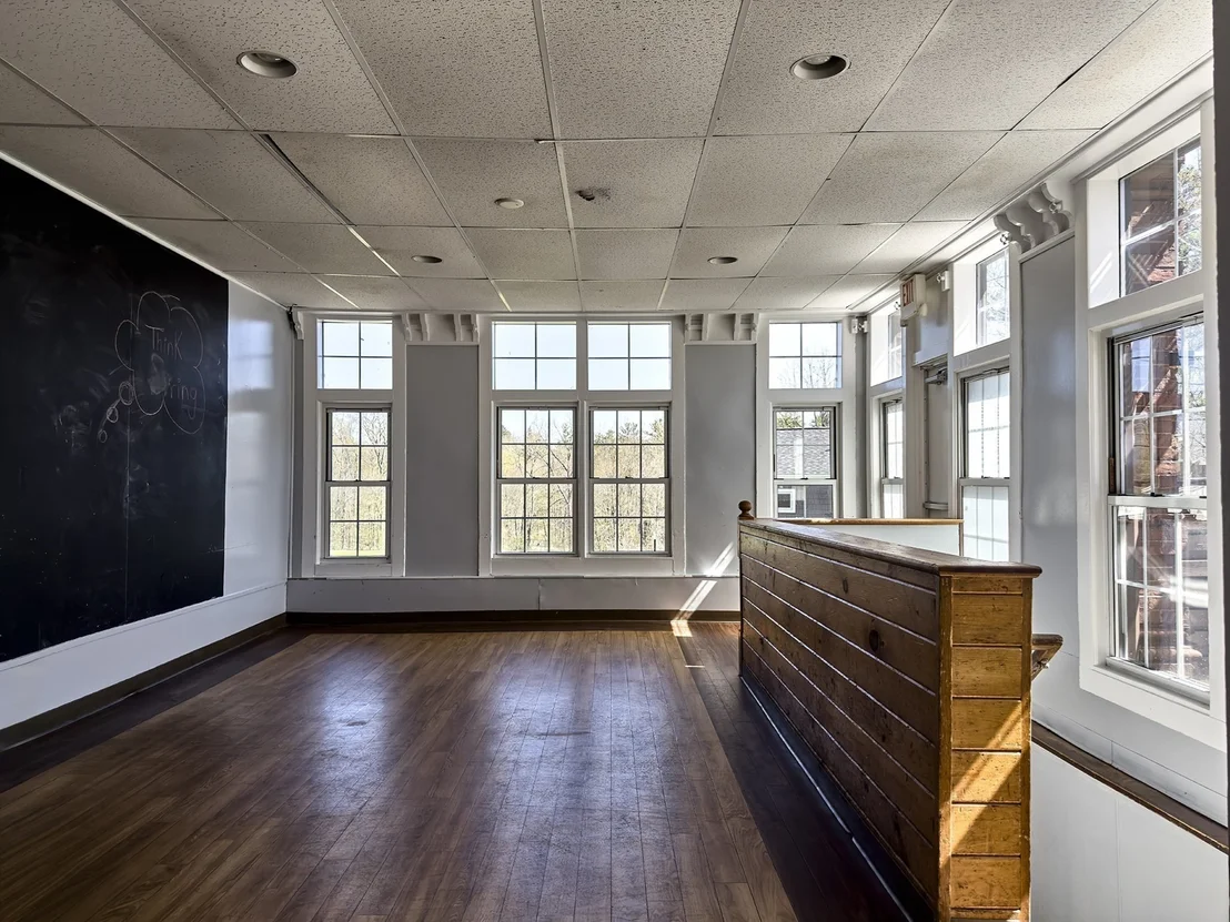 Photo of 349 Old Stockbridge Rd