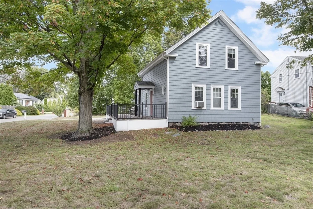 Photo of 130 Oak Street