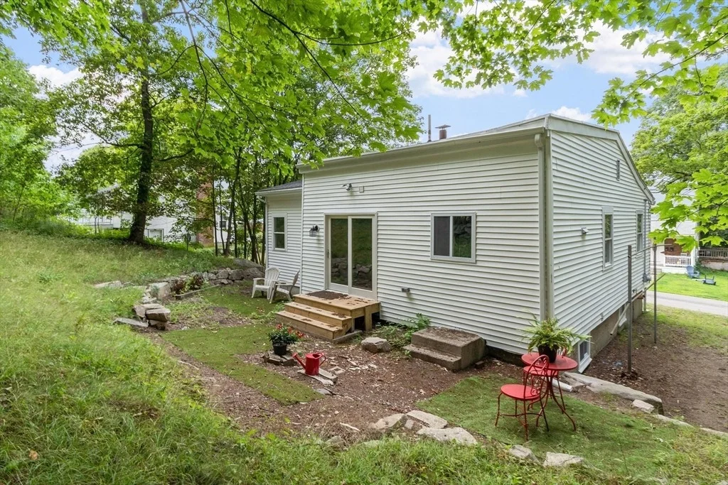 Photo of 41 Maple St