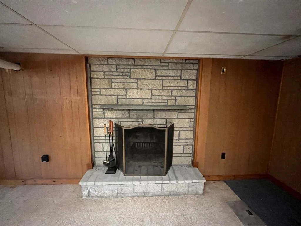 Photo of 17 Silver St Ext