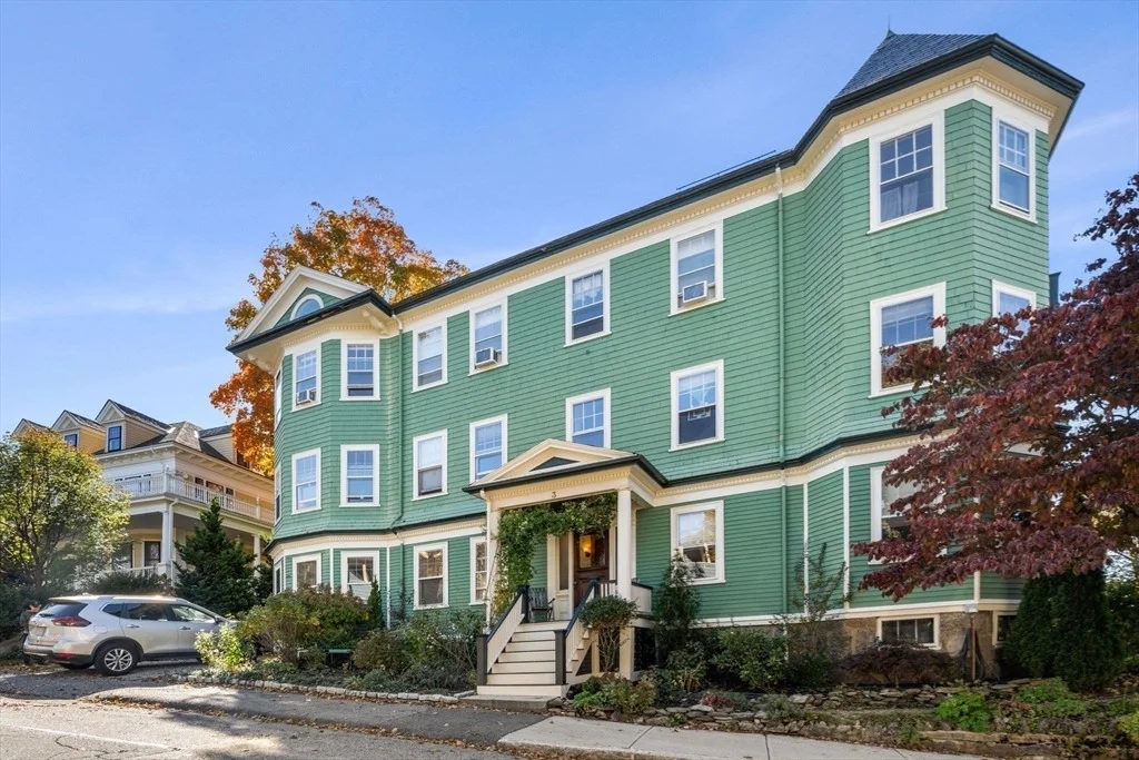 Photo of Unit 2 at 3 Upland Road