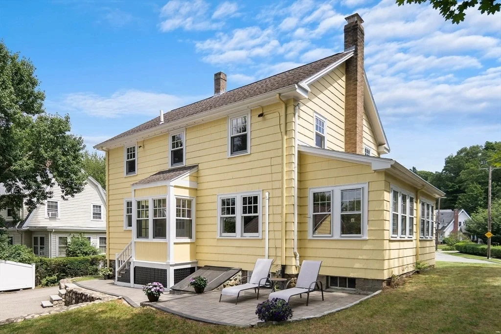 Photo of 162 Forest St