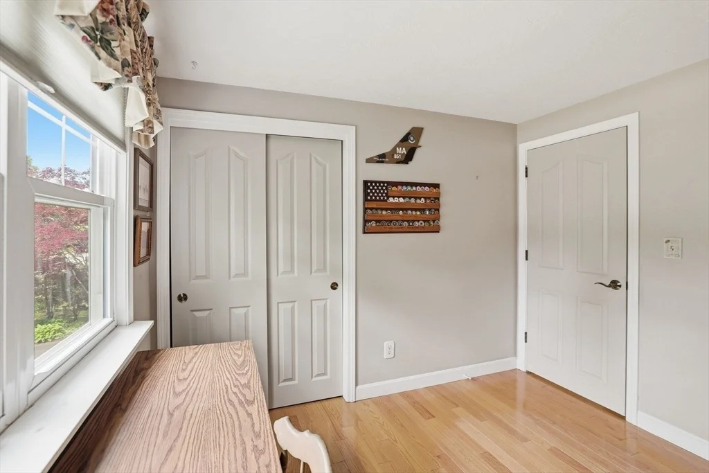 Photo of 17 Briggs Ave