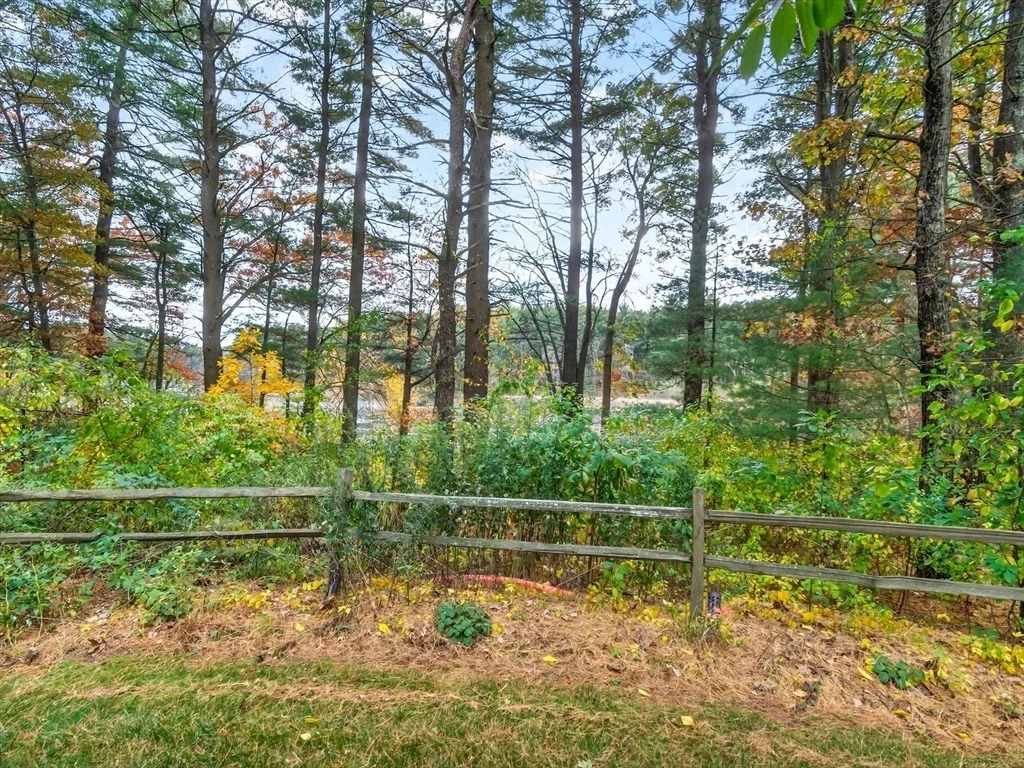 Photo of 13 Old Colony Rd