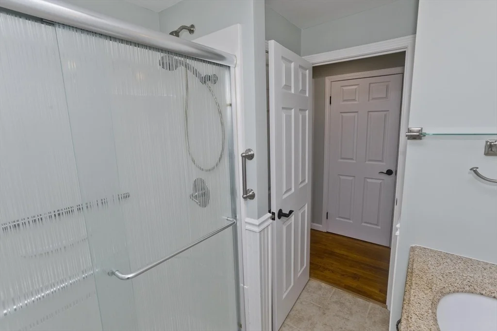 Photo of 192 Gardens Dr