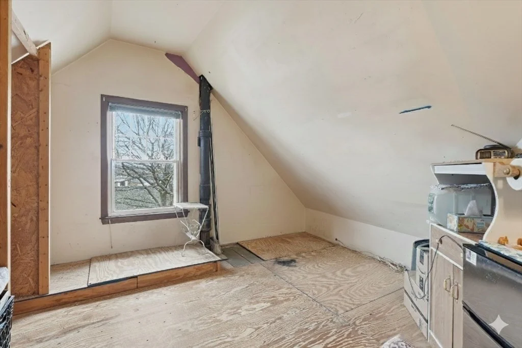 Photo of 4 Beach Ave