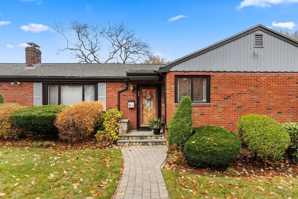 Photo of 35 Alden Rd