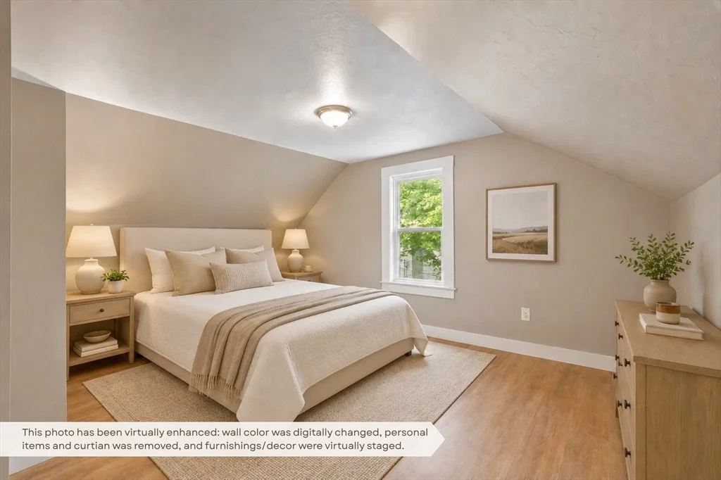 Photo of 284 Drury Ave.