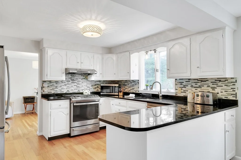 Photo of 6 Flanagan Dr