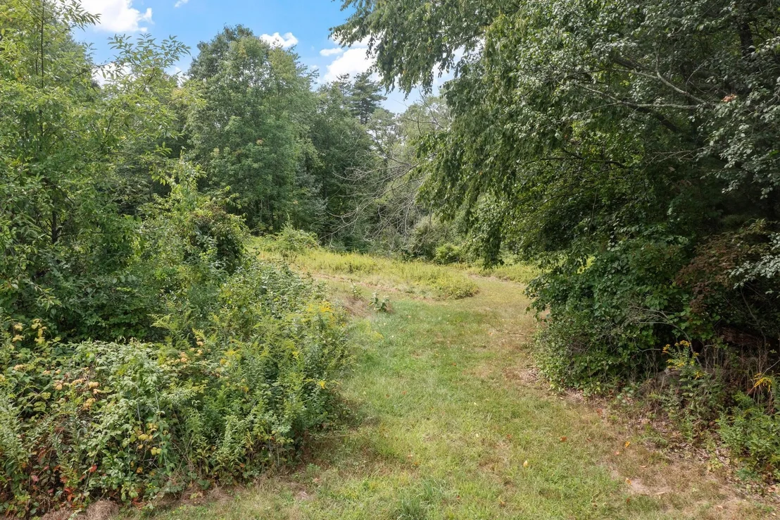 Photo of 276 Middle Rd
