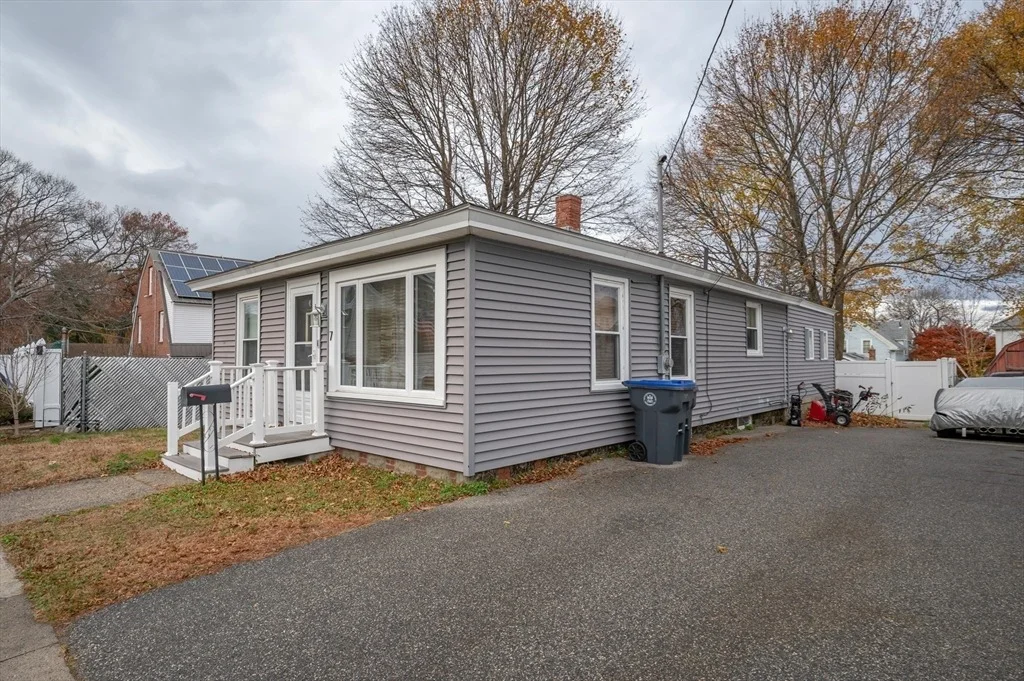 Photo of 7 Field Ave