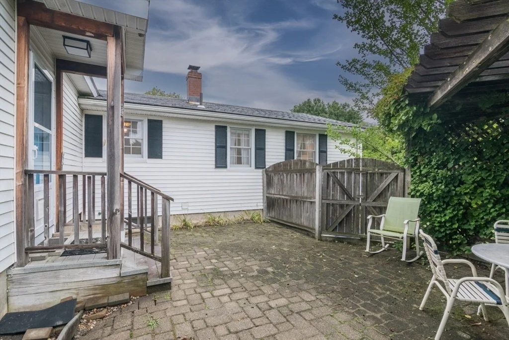 Photo of 90 Columbia Drive