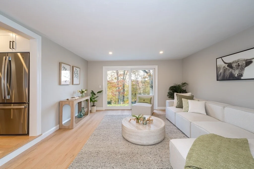 Photo of 18 University Dr
