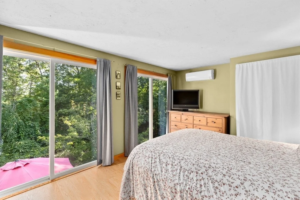Photo of 79 Dexter Rd